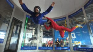 iFly Montreal experience Quebec team celebrating 30 years